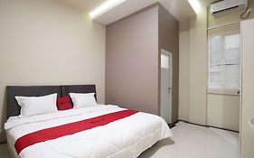 RedDoorz near IPB Dramaga Bogor